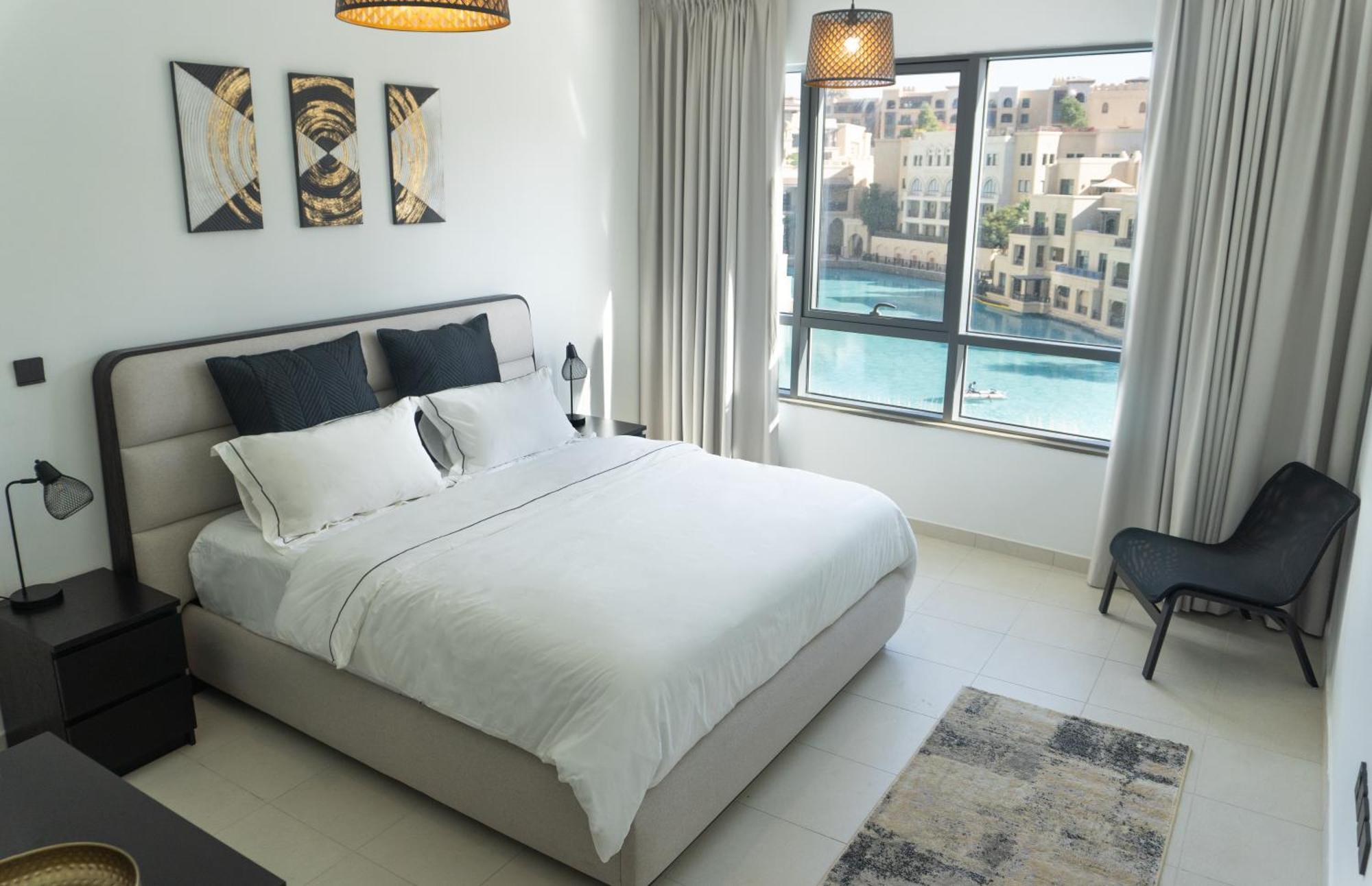 迪拜Downtown Oasis, Burj Khalifa Views, Luxury Amenities公寓 外观 照片