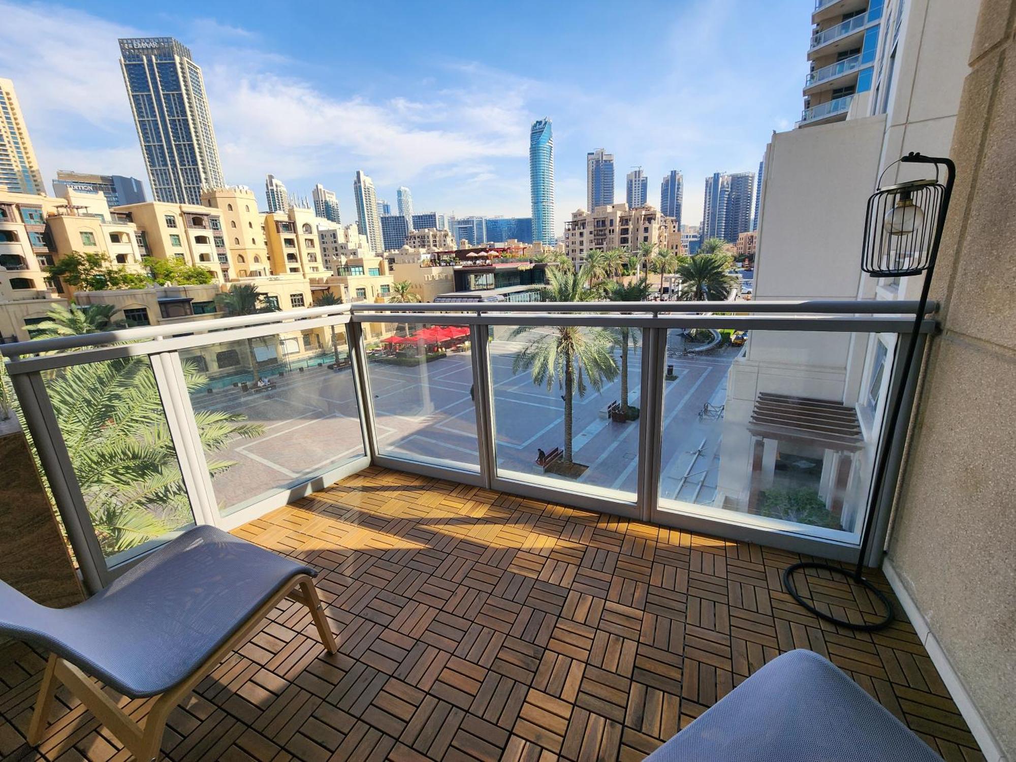 迪拜Downtown Oasis, Burj Khalifa Views, Luxury Amenities公寓 外观 照片