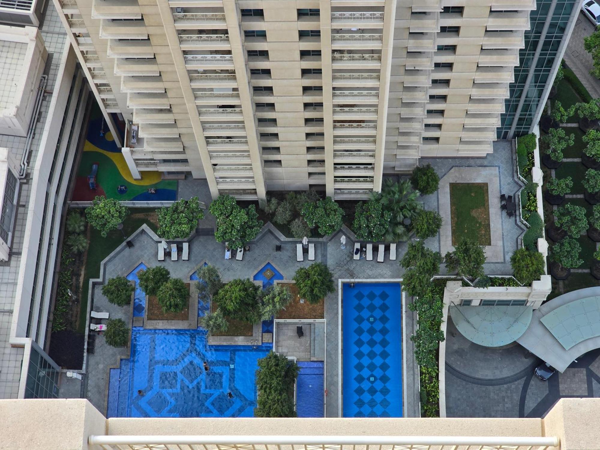 迪拜Downtown Oasis, Burj Khalifa Views, Luxury Amenities公寓 外观 照片